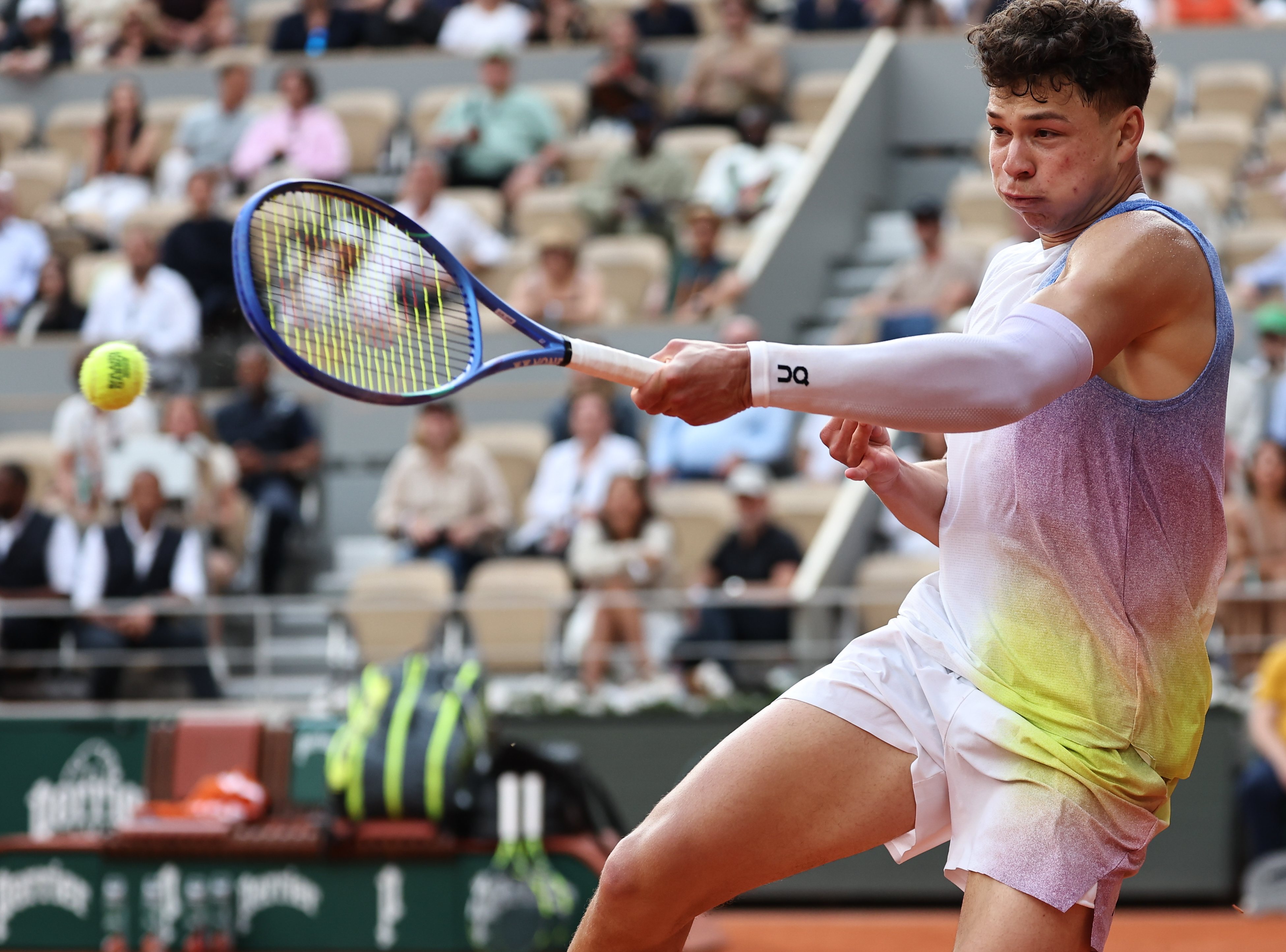 LOL英雄联盟投注-关于英国网球队翻盘日本网球队，阿尔卡拉斯绝境逆转的信息