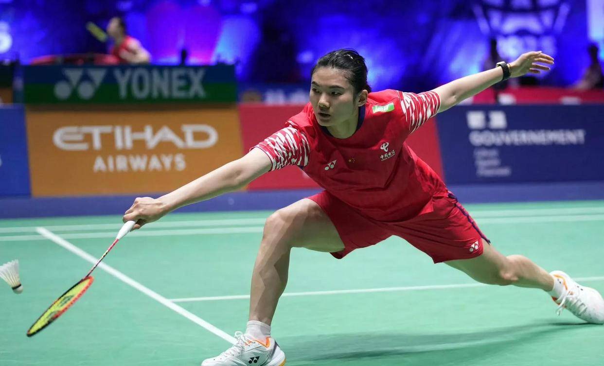 英雄联盟竞猜-中国羽毛球队血洗丹麦羽毛球队，辛杜三分雨点燃全场