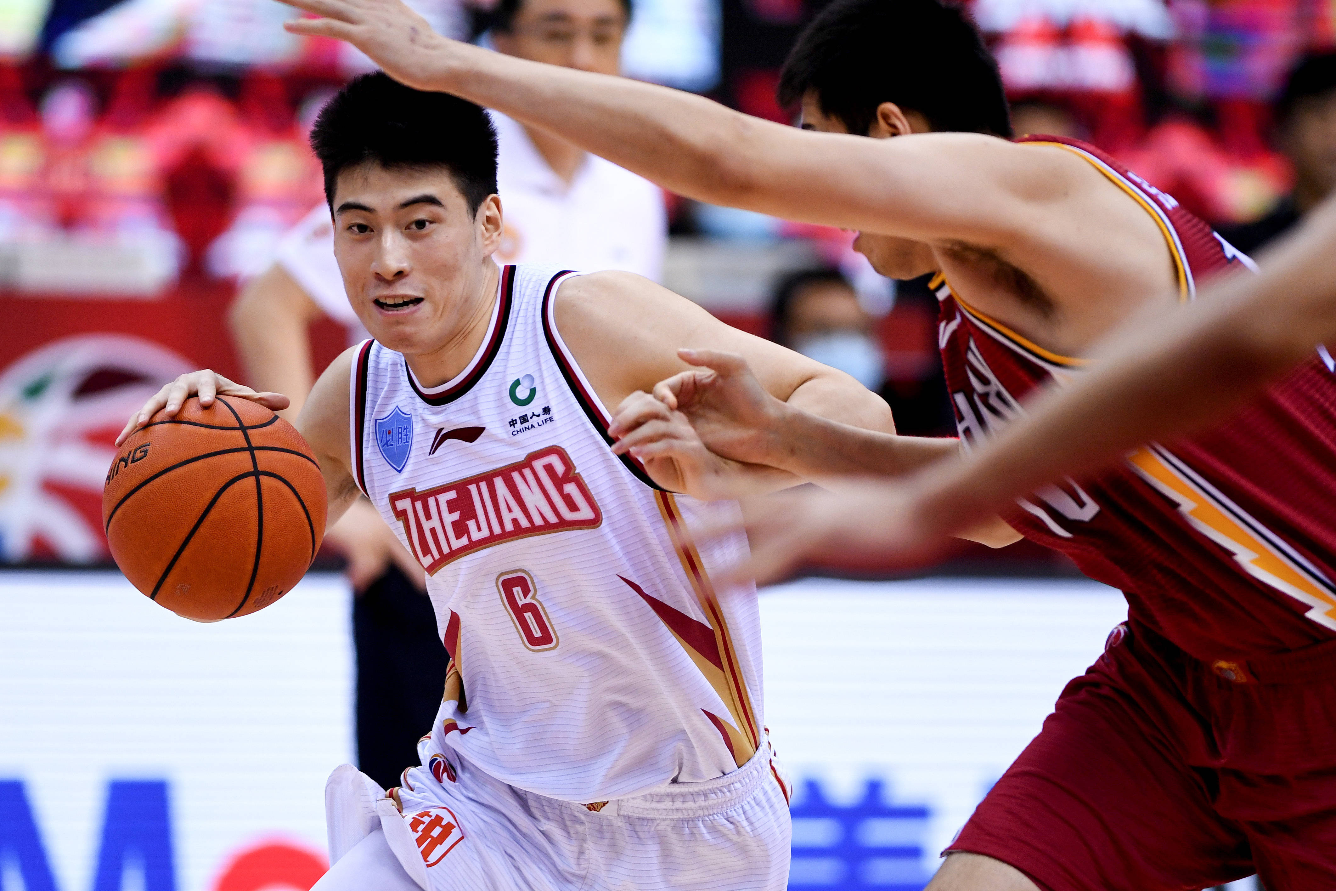 LPL赛事观看-浙江队主帅发表战前讲话，鼓舞士气备战