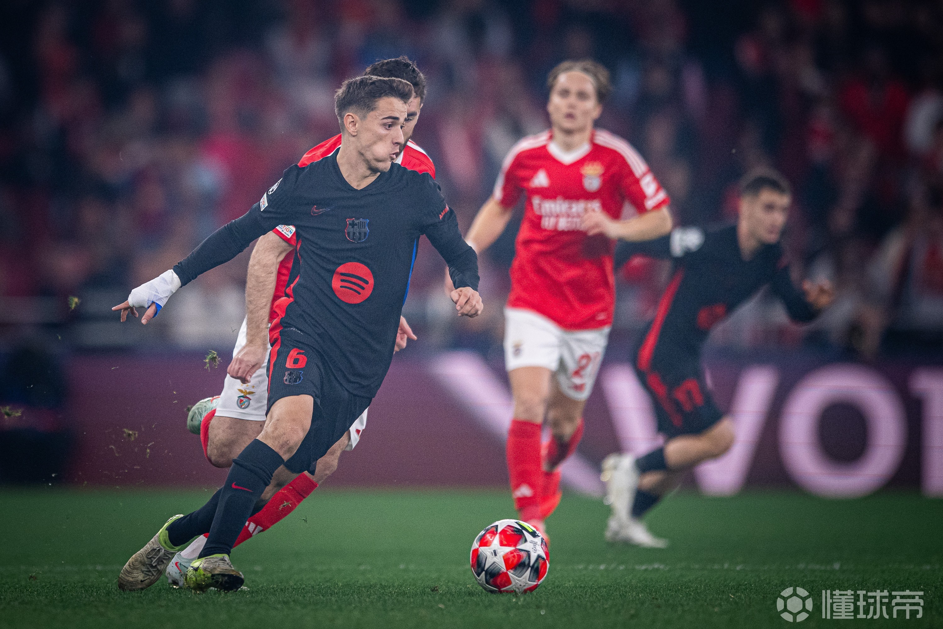 摩纳哥客场负于巴萨，欧冠小组出局的简单介绍