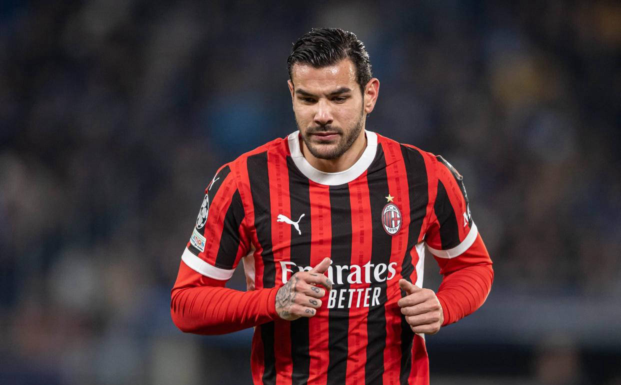 LOL英雄联盟直播-AC米兰签下新前锋，强化进攻火力的简单介绍