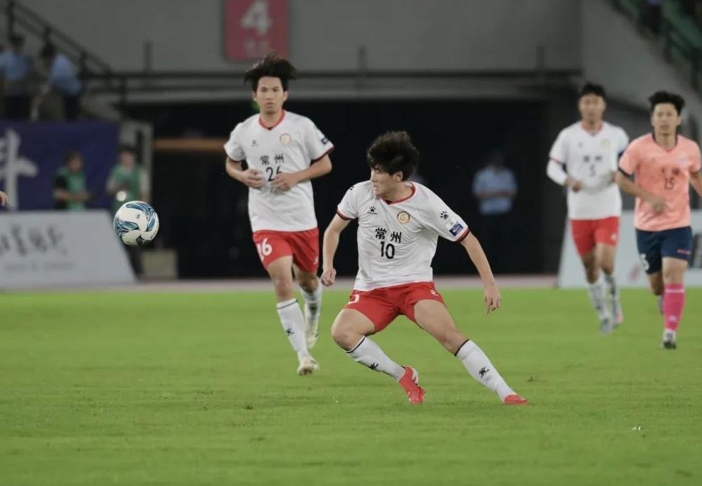 LOL英雄联盟直播-包含看球迷如何开心庆祝球队的胜利！的词条