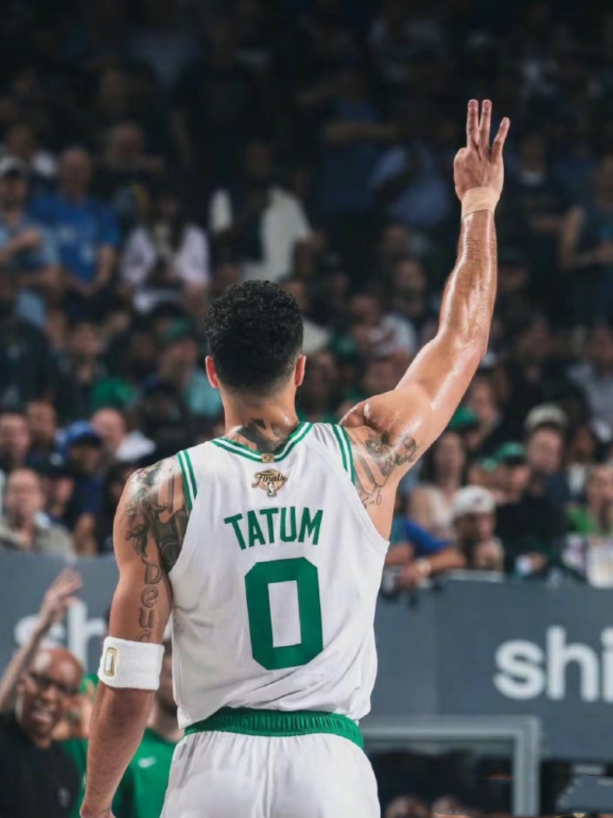 包含凯尔特人再战全场告捷,球队士气正高的词条 包含凯尔特人再战全场告捷,球队士气正高的词条