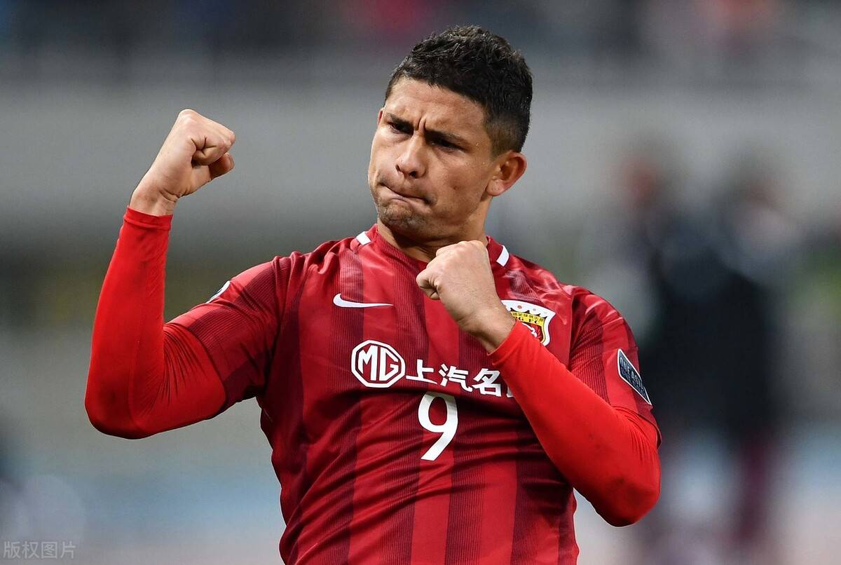 关于青岛中吉队锋线进攻火力强劲，备战即将到来的比赛的信息